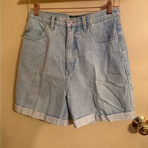 Mom shorts Y2K vintage Light Blue Denim Women's Sz 9/10 Route 66